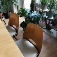 Restaurierte Sessel-Holz und Taperzierung