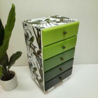 Anni's Art and Living-grüner Vogel-Möbel-Erbstück-Upcycling-Wien-Interiordesign-ausaltmachneu-Designmöbel