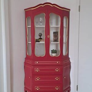 Anni's Art and Living-Möbel-Upcycling-Barock-Vitrine-Kommode-ausaltmachneu-Möbelrestaurierung-modern-nachhaltig-einzigartig-Wien
